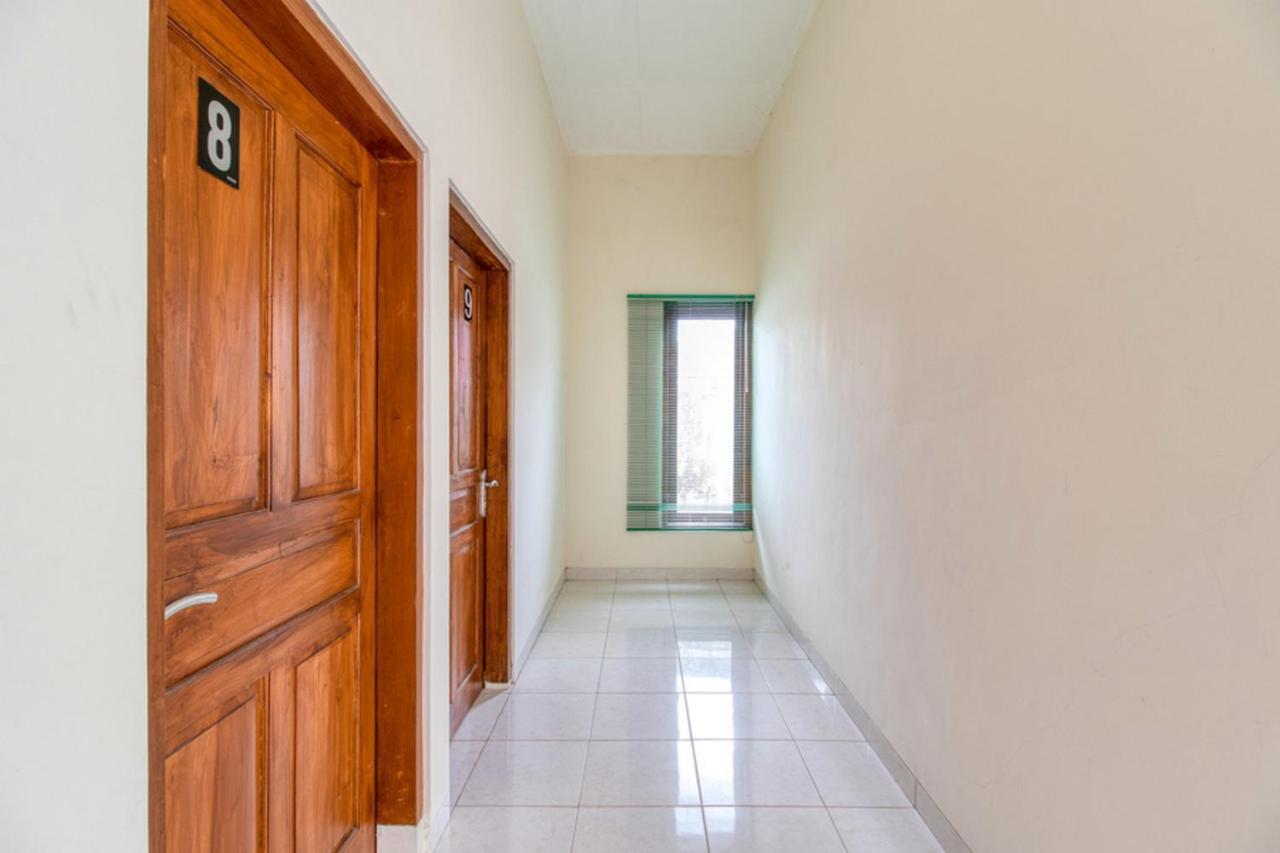 Reddoorz Near Universitas Gajah Mada Kejayan Dış mekan fotoğraf